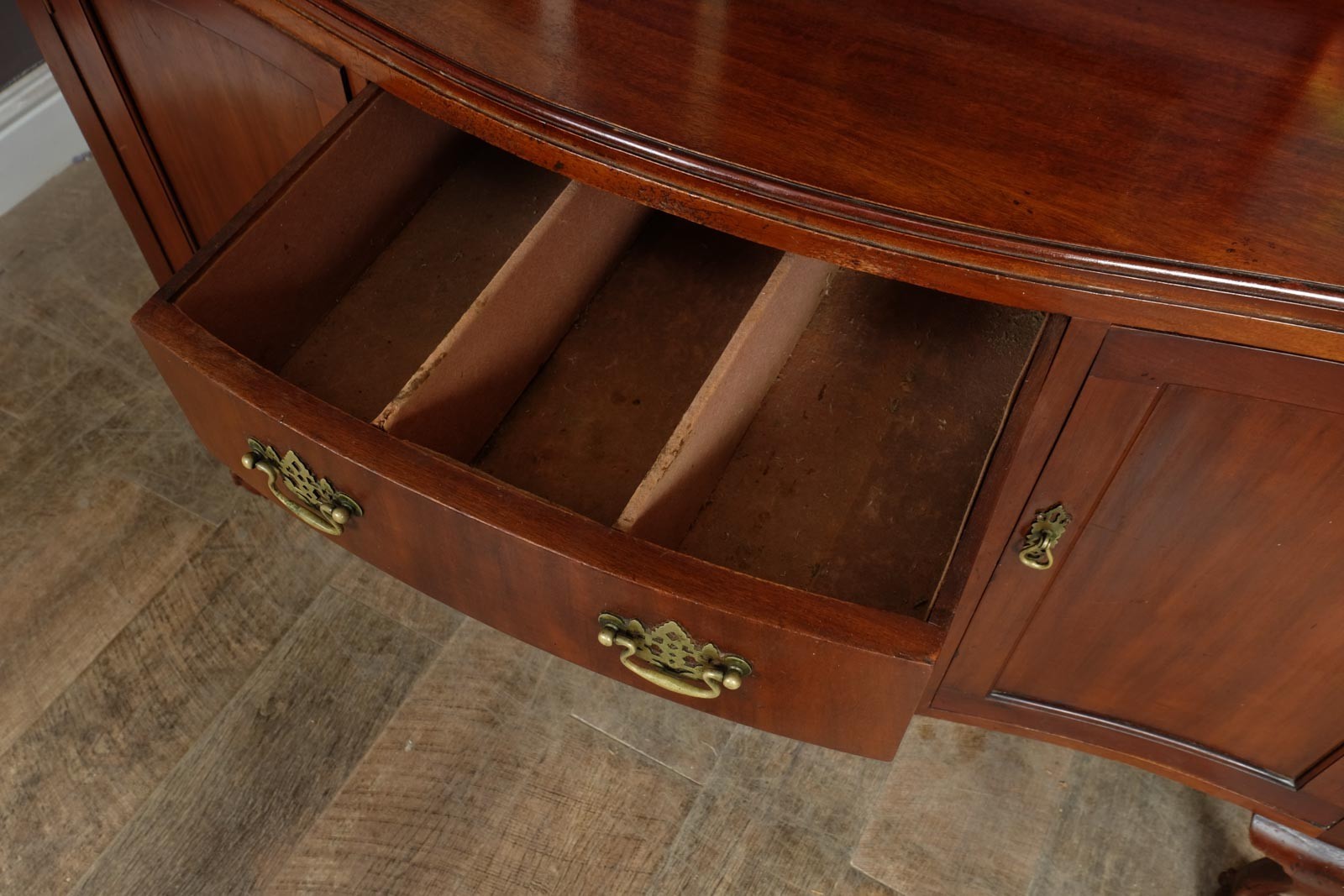 Vintage Georgian Style Mahogany Sideboard