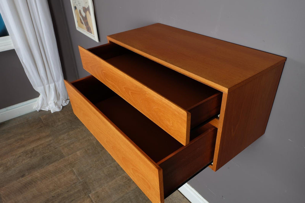 Vintage Retro Beaver and Tapley Floating 2 Drawer Unit