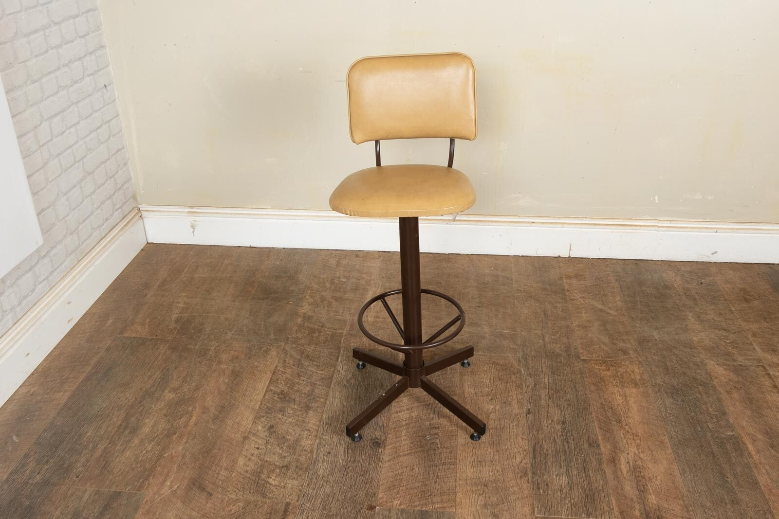 Vintage Retro Machinists Chair