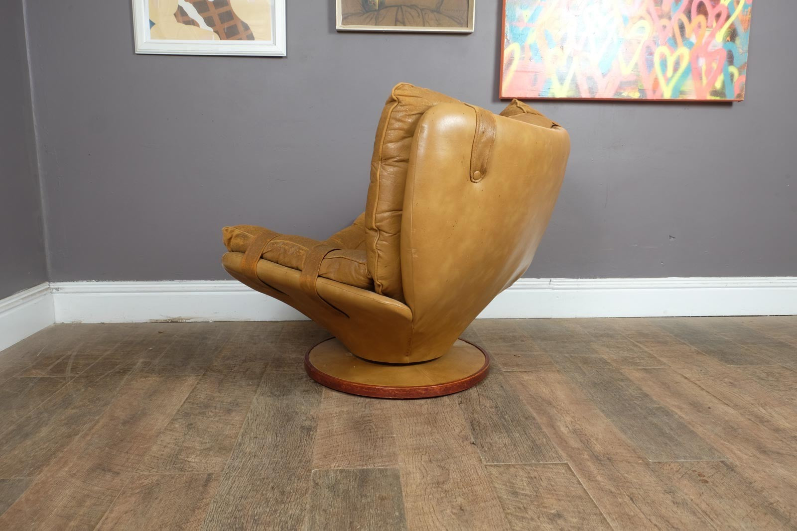 Vintage Retro Mid Century Distressed Leather Swivel Armchair