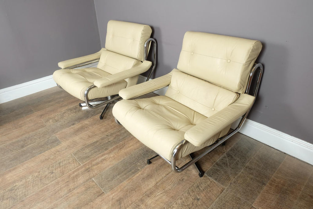 Vintage Retro Pair of Pieff Alpha Swivel Armchairs Cream Leather