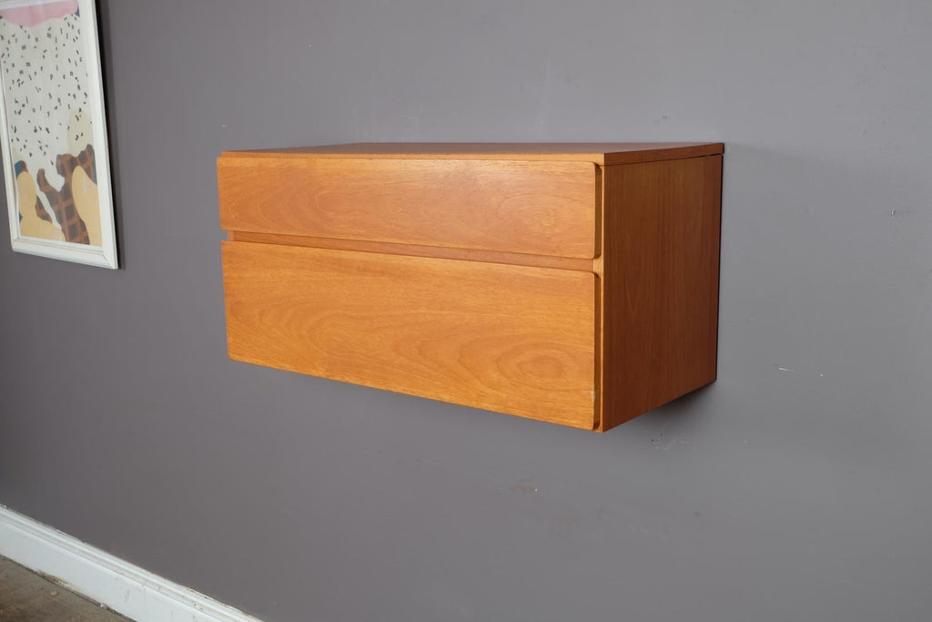 Vintage Retro Beaver and Tapley Floating 2 Drawer Unit