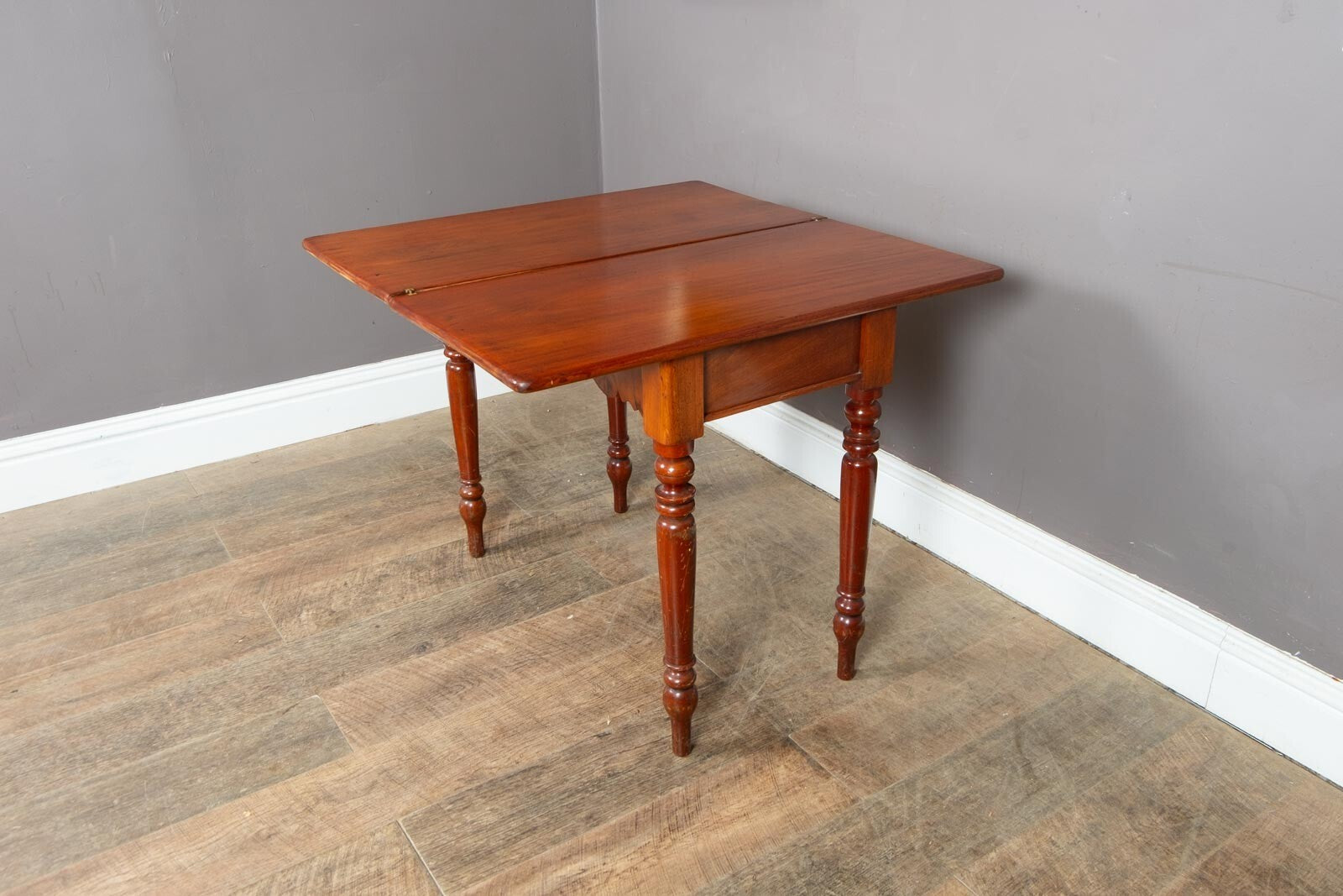 Vintage Retro Anitique Console Flip Top Table