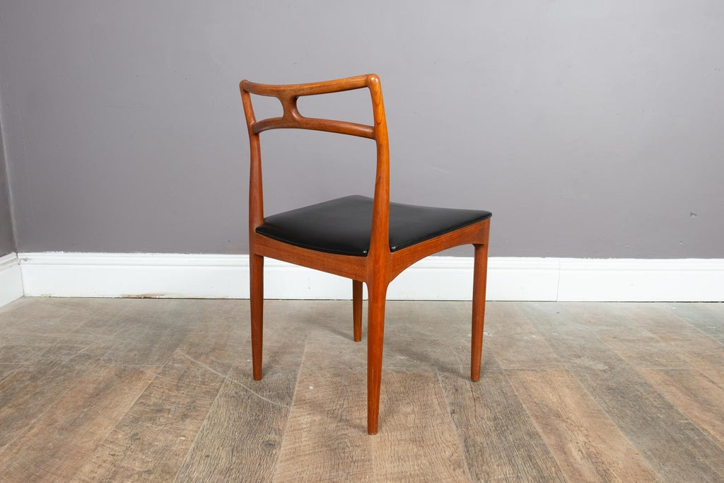 Pair of Teak Model 94 chairs, Johannes Andersen for Christian Linnberg
