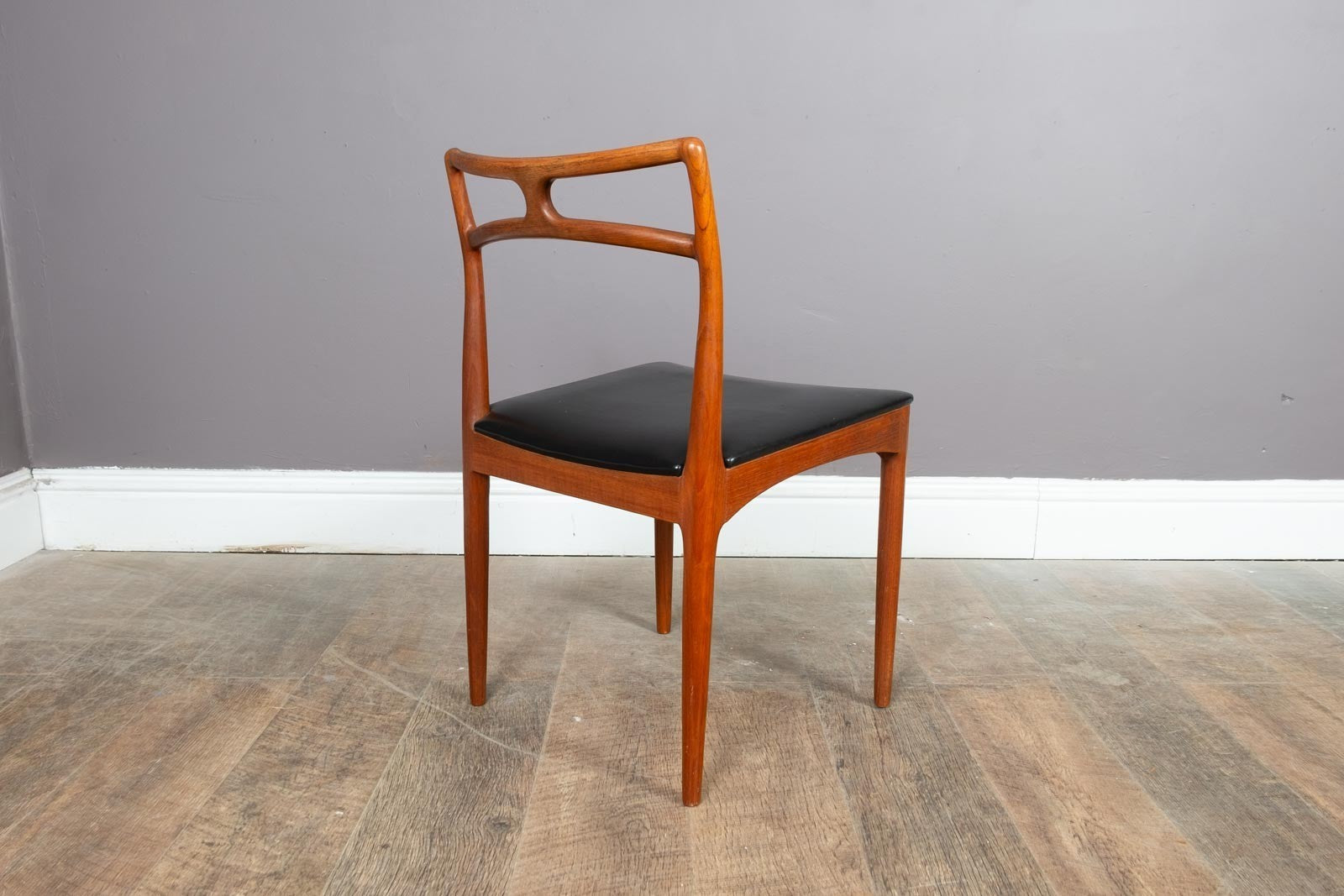 Pair of Teak Model 94 chairs, Johannes Andersen for Christian Linnberg