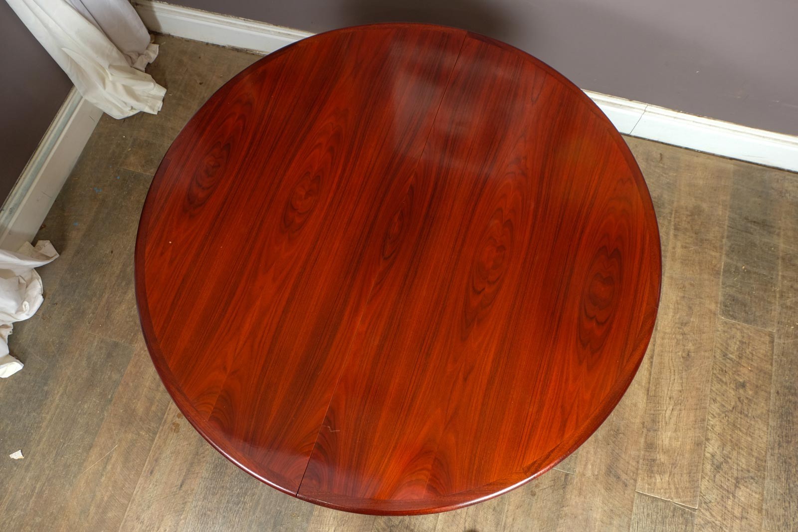 Vintage Retro Danish Rosewood Extending Dining Table