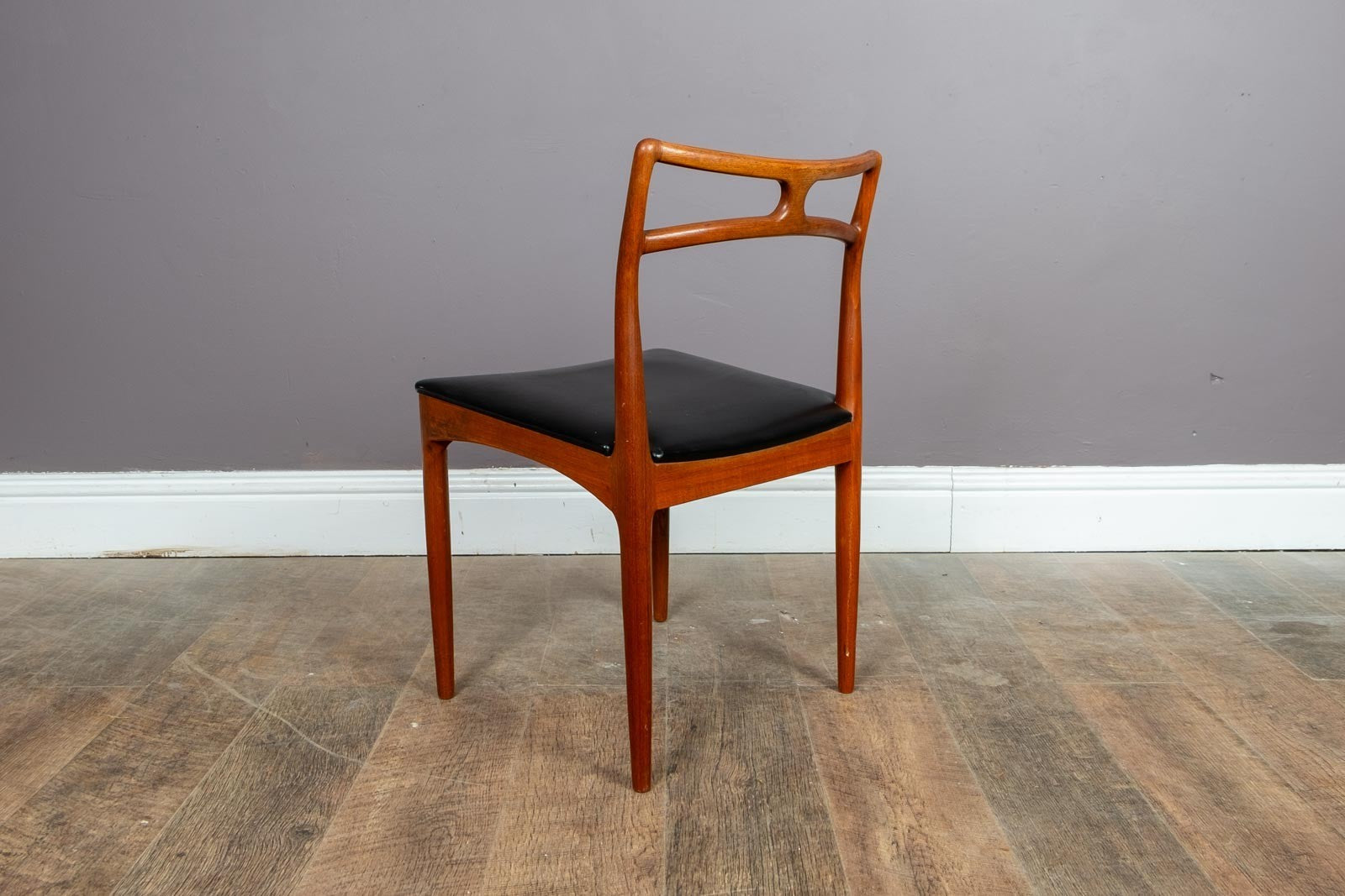 Pair of Teak Model 94 chairs, Johannes Andersen for Christian Linnberg
