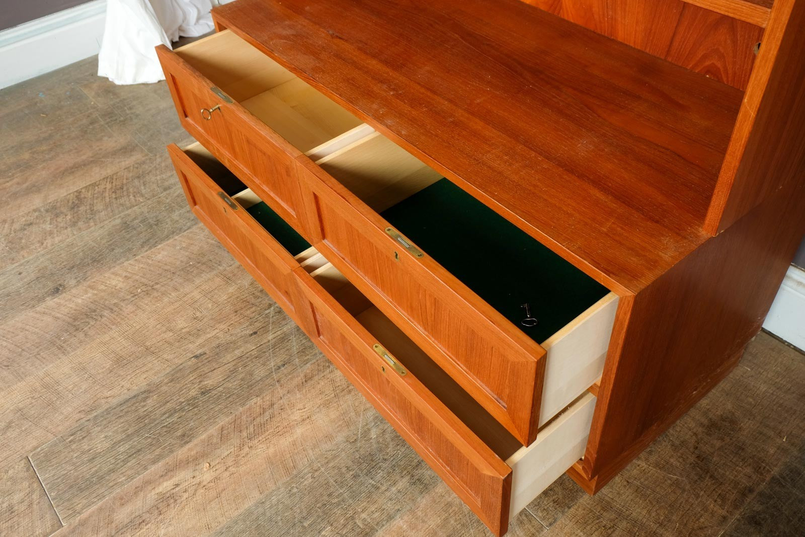Vintage Retro Danish Mid Century Large Teak Wall Unit