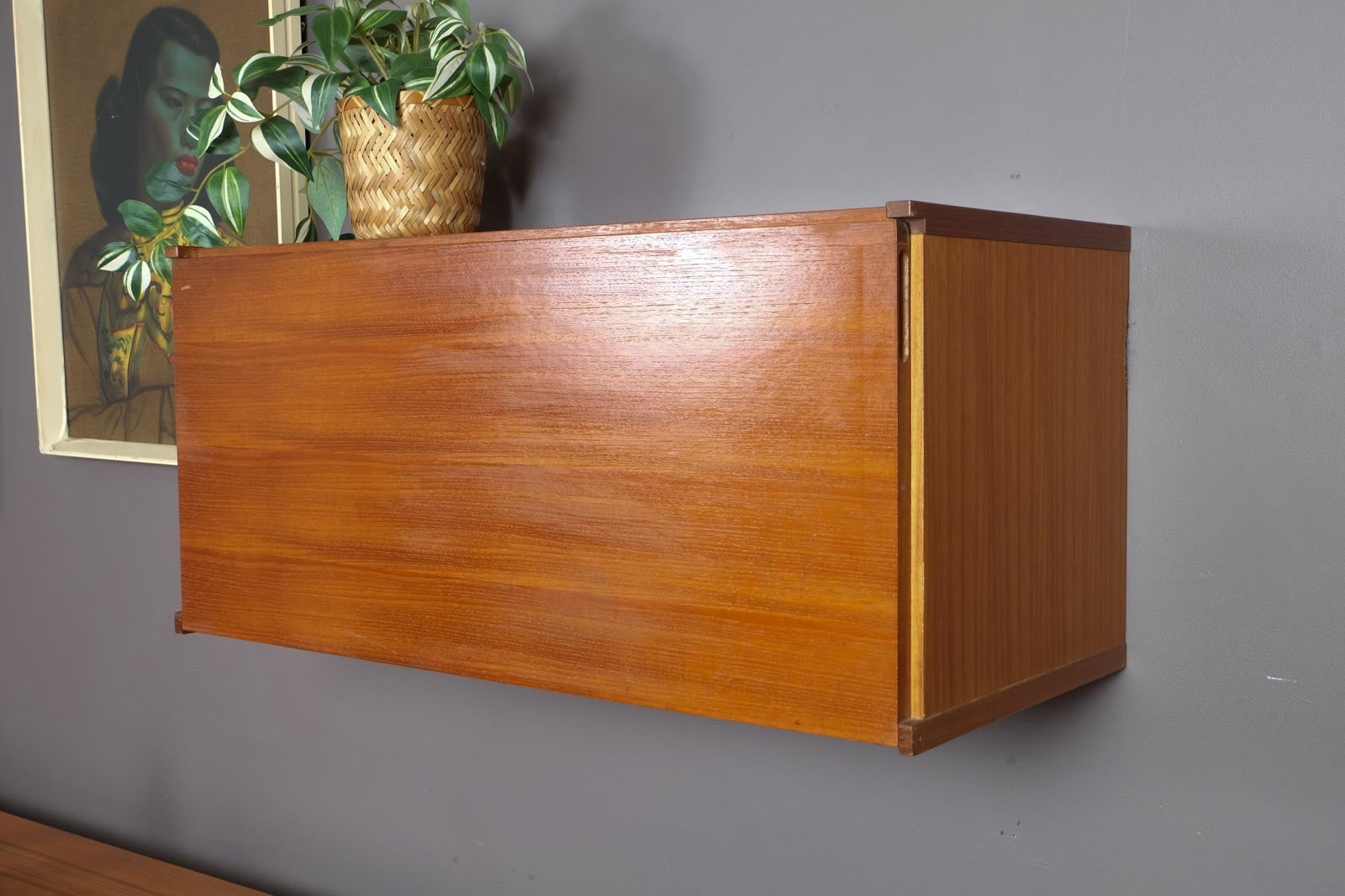 Vintage Retro Floating Teak Cabinet by Beaver and Tapley