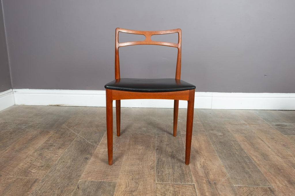 Pair of Teak Model 94 chairs, Johannes Andersen for Christian Linnberg