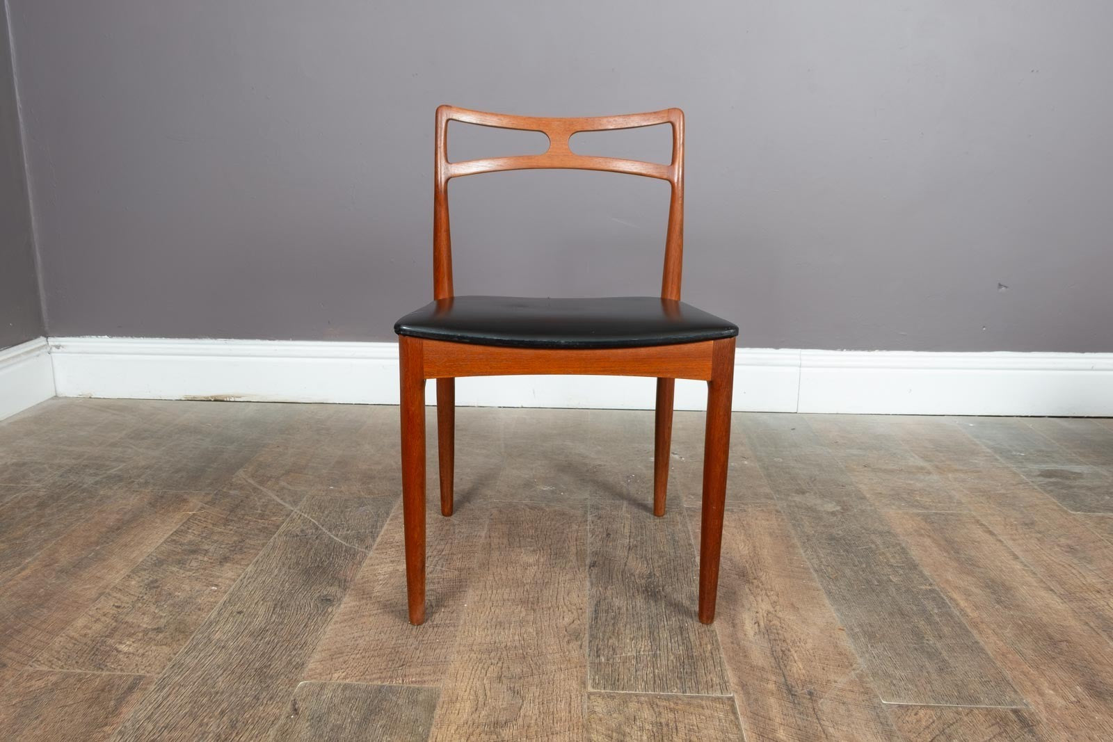 Pair of Teak Model 94 chairs, Johannes Andersen for Christian Linnberg