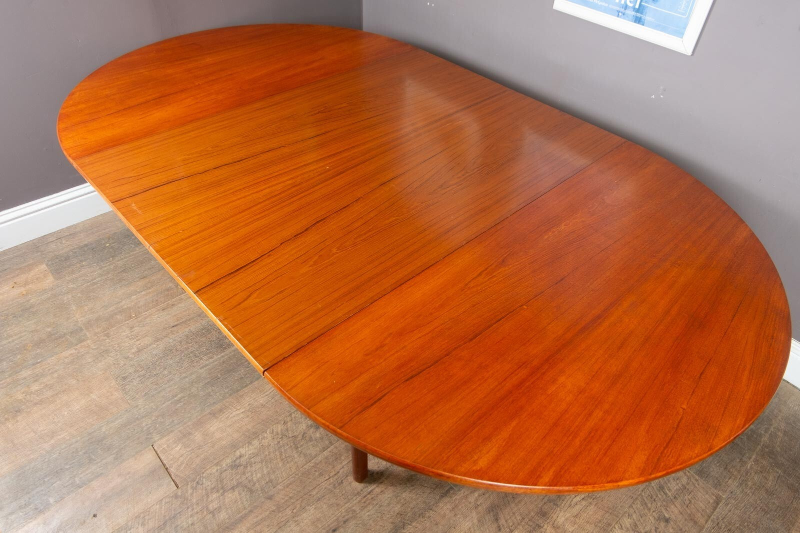Vintage Retro Large Extending Archie Shine Round Dining Table