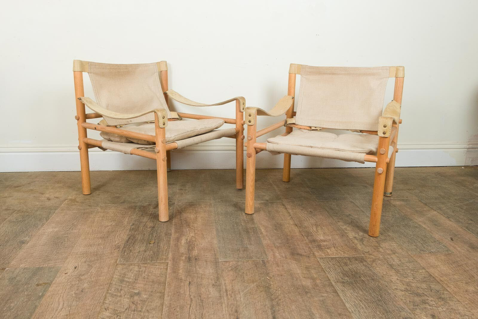 Pair of Vintage Scirocco Safari Chairs by Arne Norrell