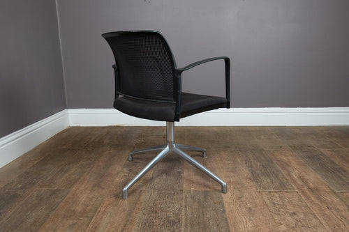 Boss Design Mars Komac Meeting Chair