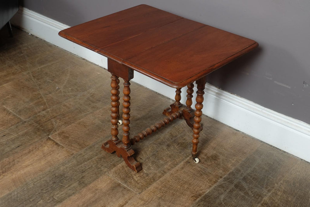 Vintage Small Dark Oak Drop Leaf Side Table with Bobbin Legs