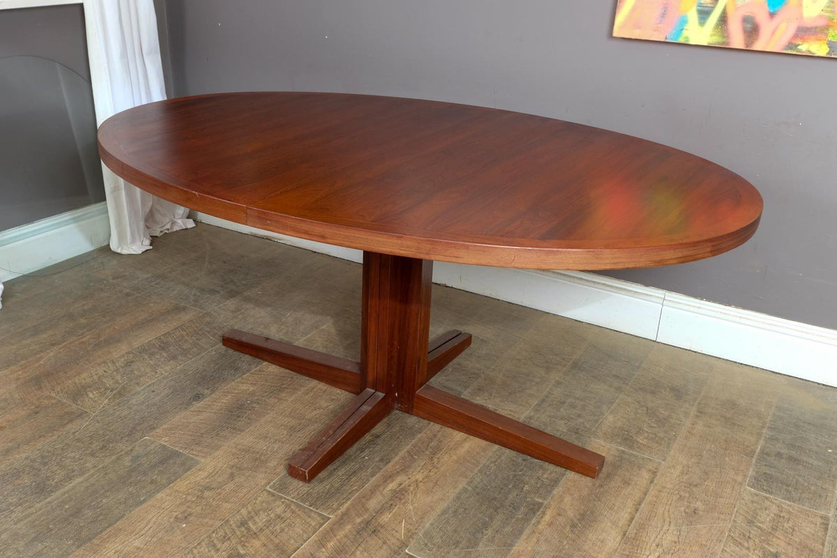 Vintage Retro Large Danish Rosewood Dining Table by John Mortensen for Heltborg