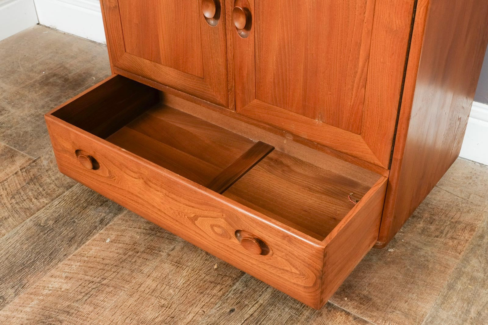 Vintage Ercol Model 469 Elm Bureau Serving Cabinet Drinks Cabinet Light Elm