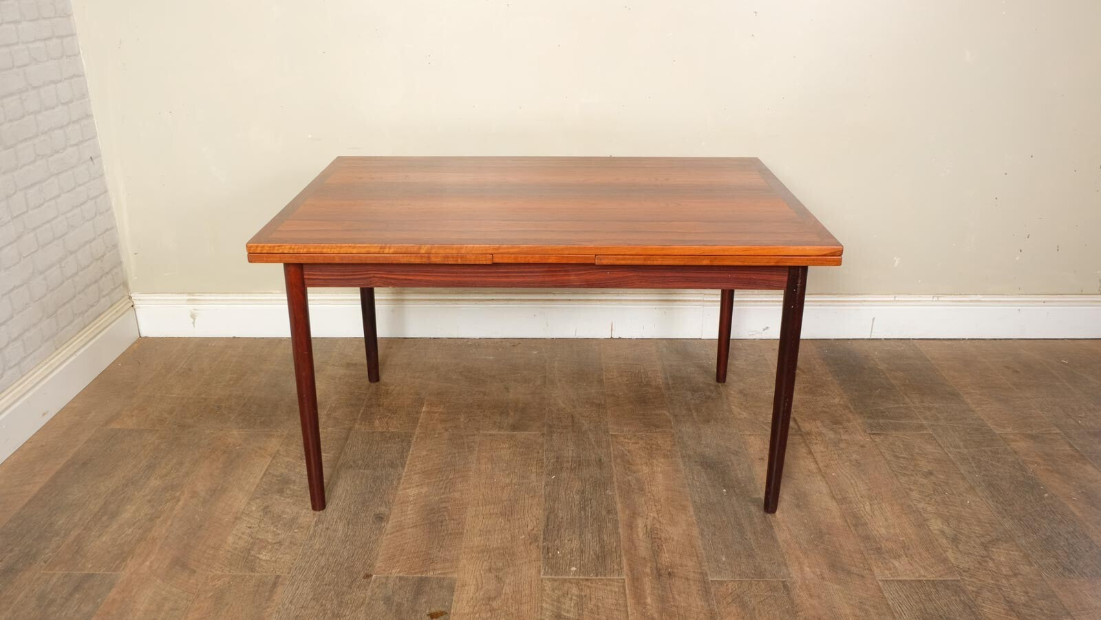 Vintage Retro Danish Mid Century Extending Rosewood Dining Table