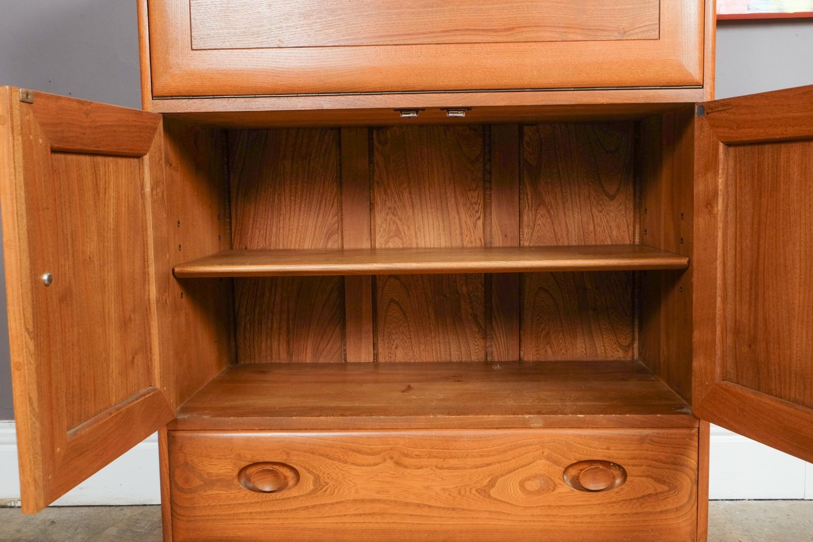 Vintage Ercol Model 469 Elm Bureau Serving Cabinet Drinks Cabinet Light Elm