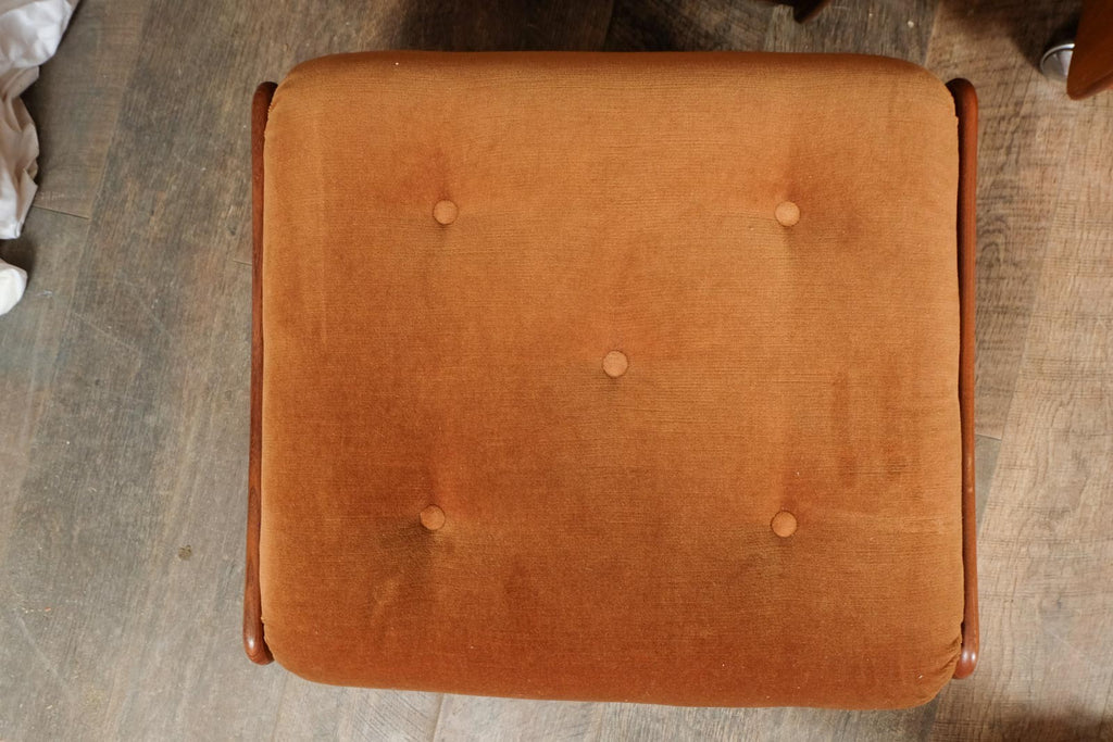 Vintage Retro G Plan Saddleback 4 Piece Suite - Sofa, Armchairs and Footstool