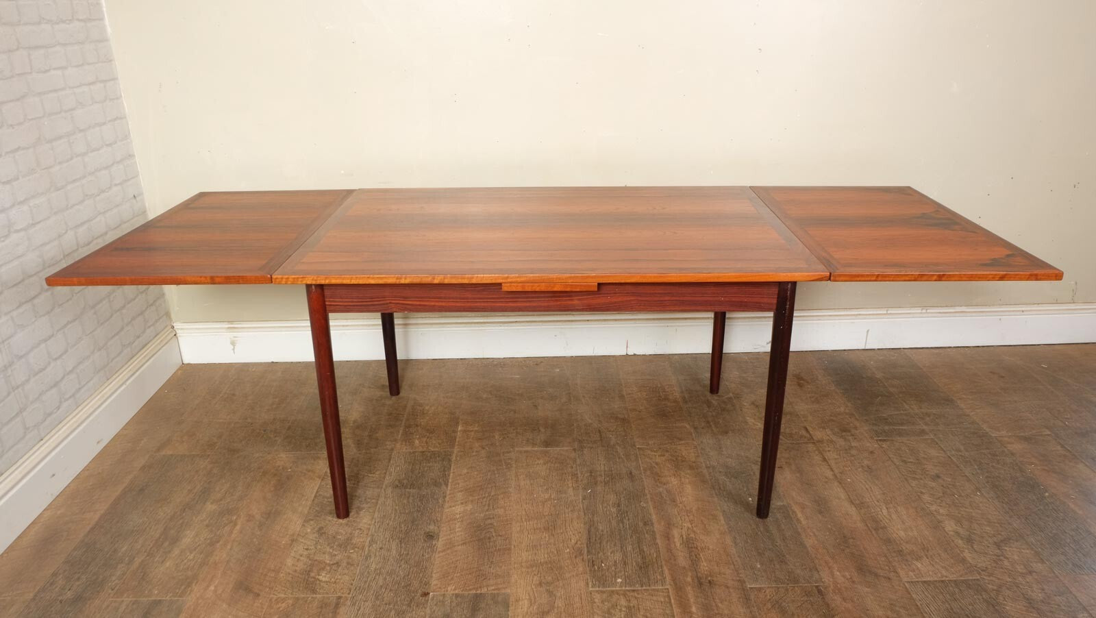 Vintage Retro Danish Mid Century Extending Rosewood Dining Table