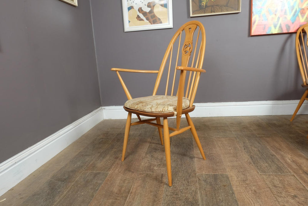 Vintage Ercol Light Elm Oval Southwold DIning Table and 6 Swan Back Chairs