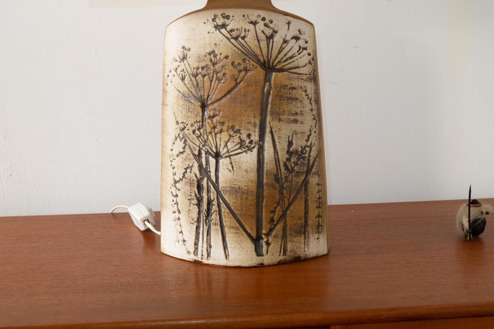 VIntage Retro Tremaen Pottery Lamp Cow Parsley Lamp
