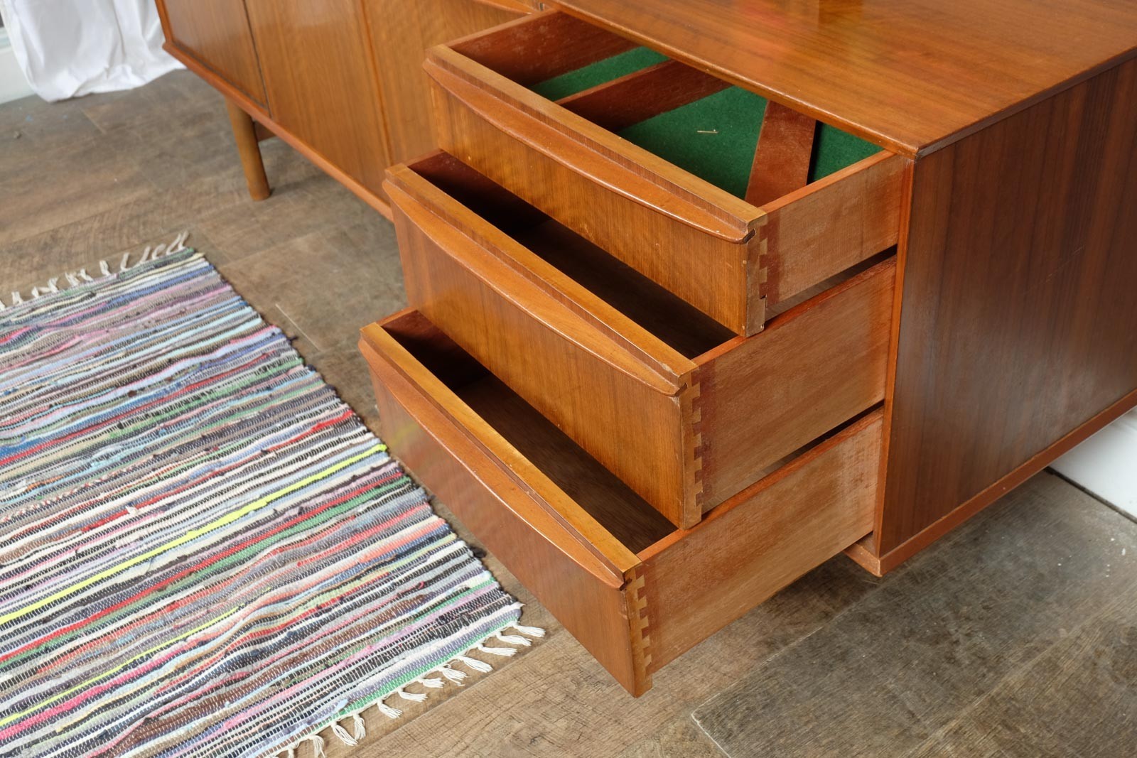 Vintage Retro Large Mid Century Teak Sideboard by Morris of Glasgow