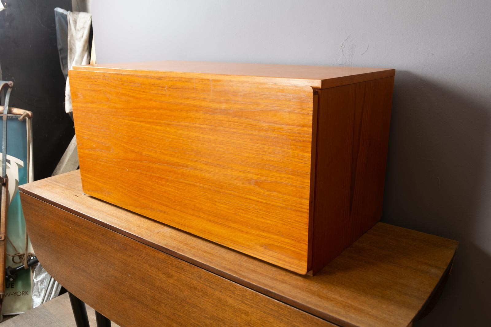 Vintage Retro Beaver and Tapley Floating Teak Cabinet