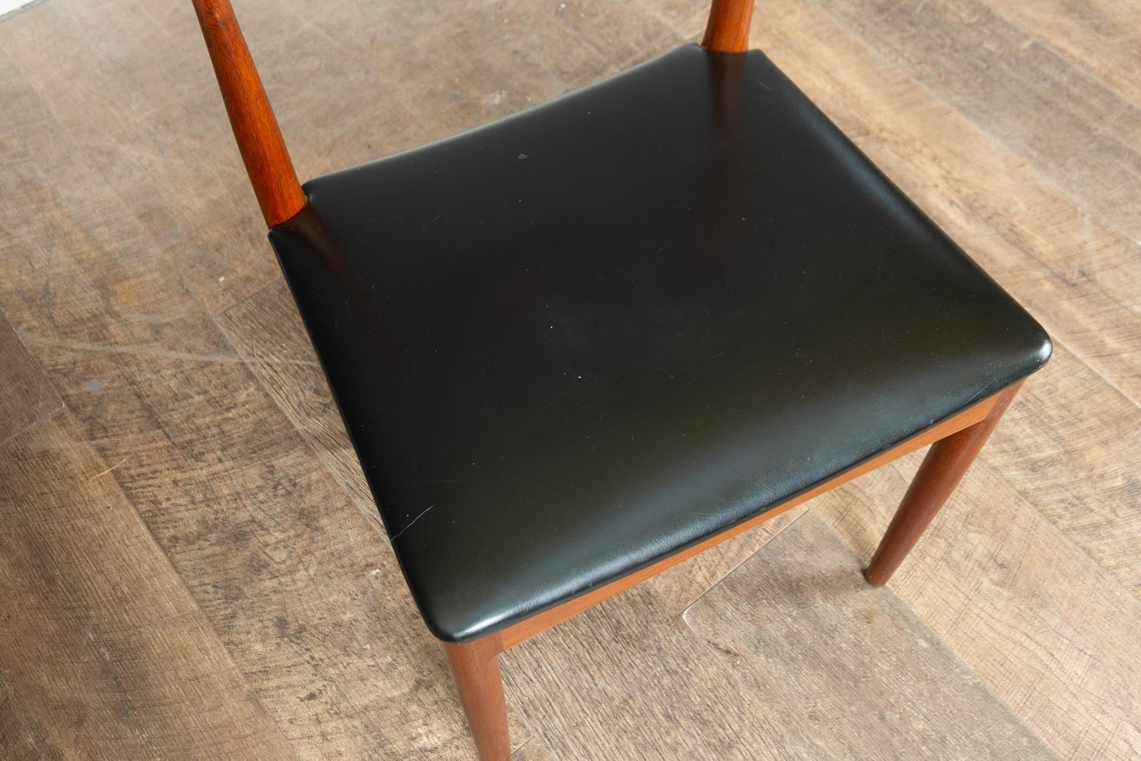 Pair of Teak Model 94 chairs, Johannes Andersen for Christian Linnberg