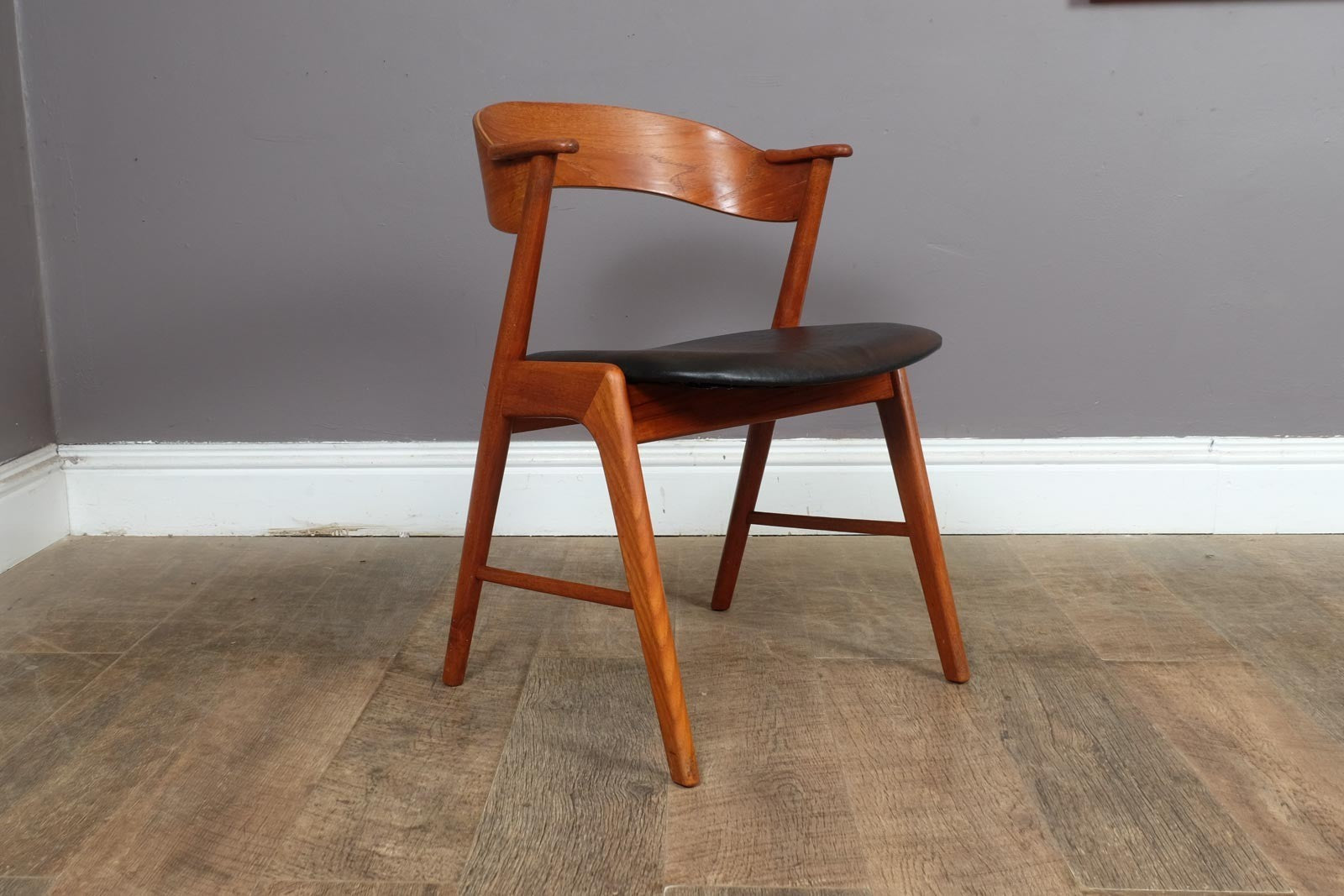 Set of 4 Vintage Danish Model 32 Teak Dining Chairs by Kai Kristiansen