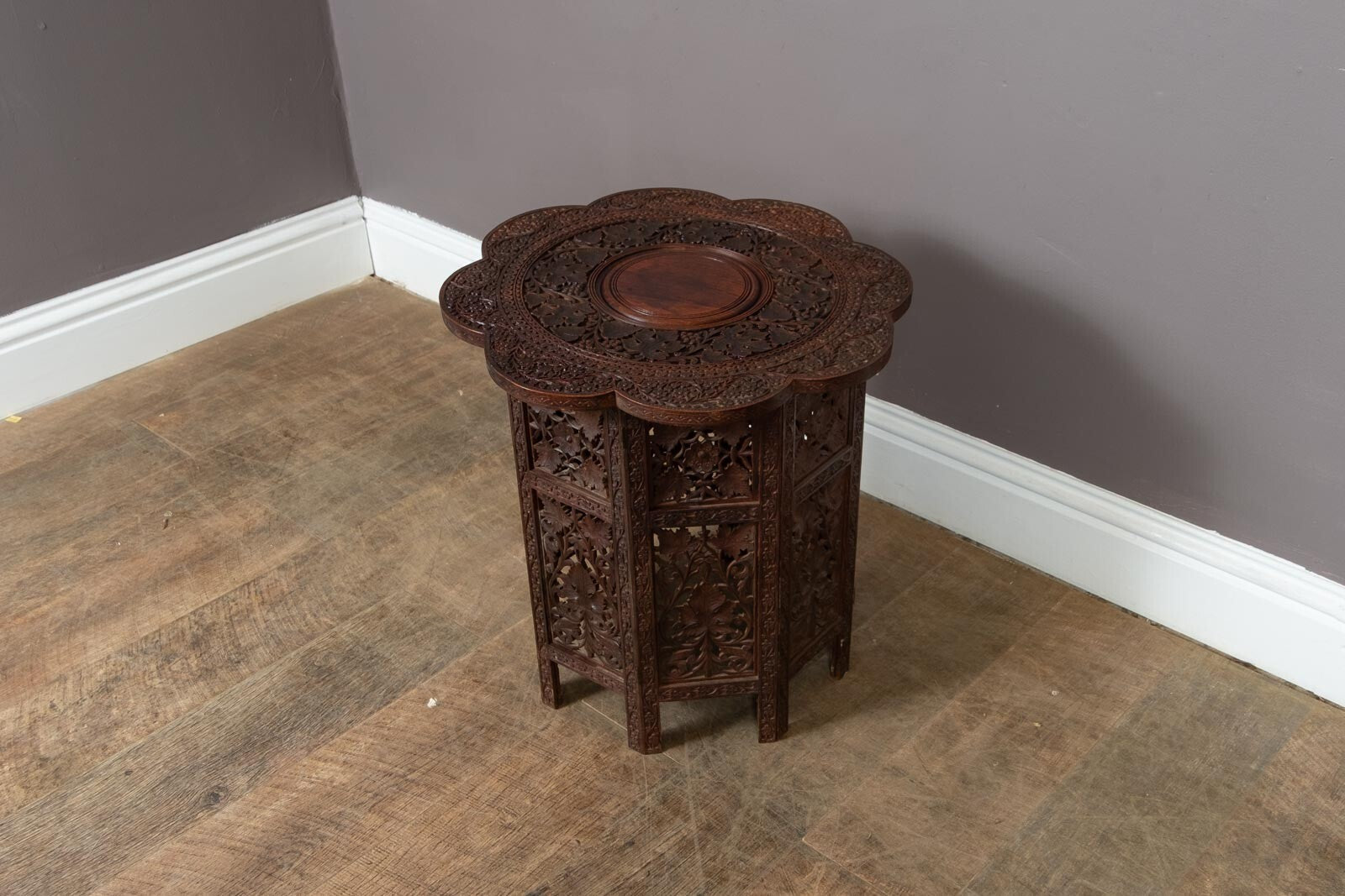 Vintage Retro Ornate Carbed Mahogany Indian Plant Stand