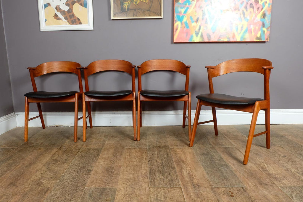 Set of 4 Vintage Danish Model 32 Teak Dining Chairs by Kai Kristiansen