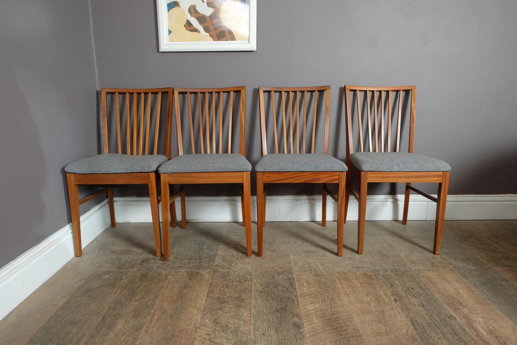 Vintage Oval Teak Extending Dining Table and 6 Vanson Chairs