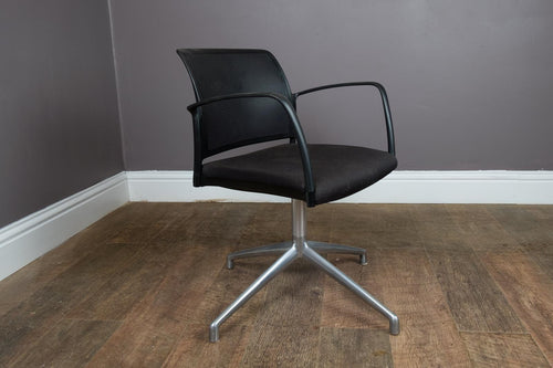Boss Design Mars Komac Meeting Chair