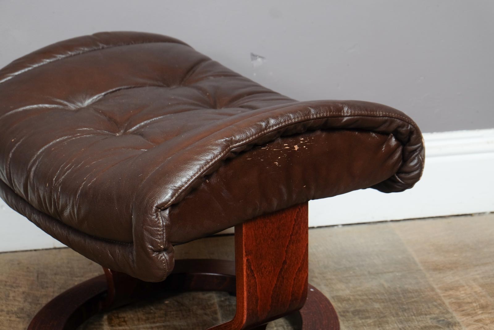 Vintage Retro Dark Brown Leather Stress Less Reclining Armchair and Footstool