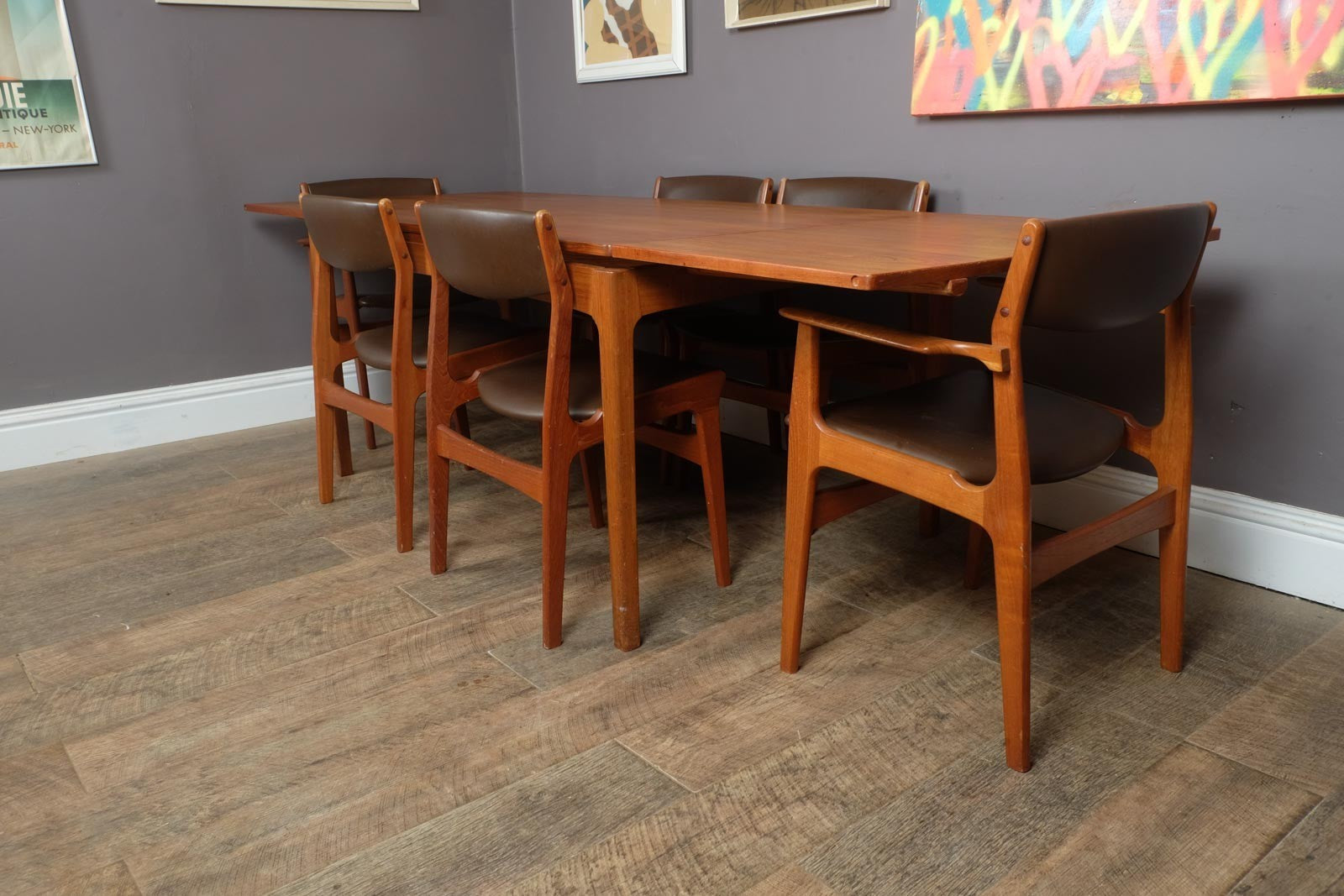Vintage Retro Large Danish Extending Dining Table and 6 Dyrlund Chairs