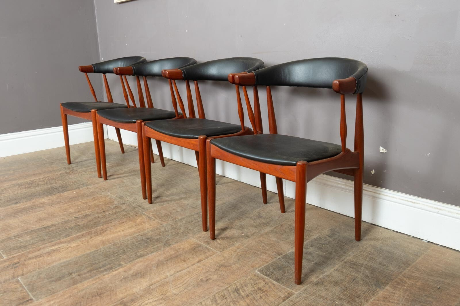Set of 4 Teak Johannes Andersen BA113 Dining Chairs