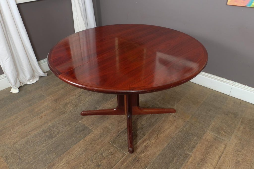Vintage Retro Danish Rosewood Extending Dining Table