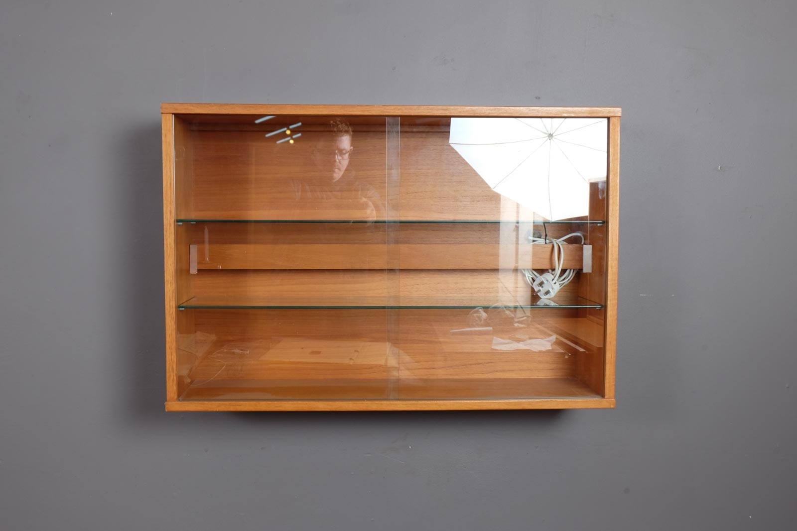 Vintage Retro Beaver and tapley Floating Glazed Shelving Unit