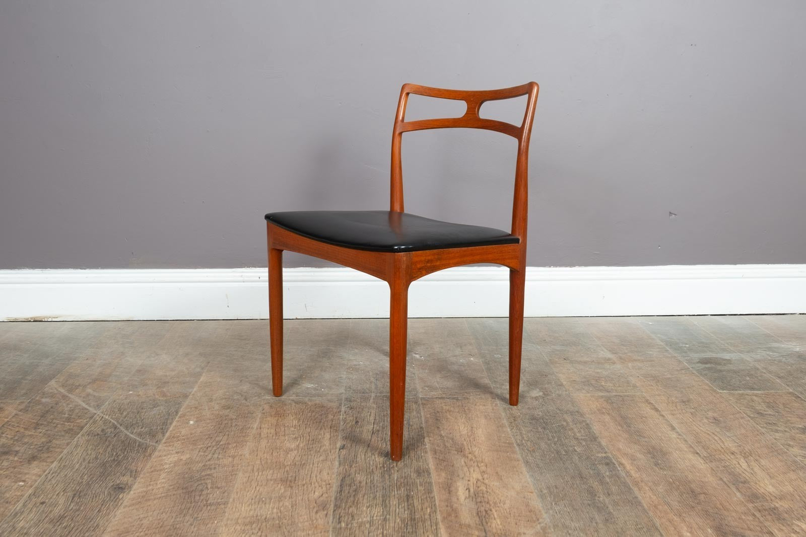 Pair of Teak Model 94 chairs, Johannes Andersen for Christian Linnberg