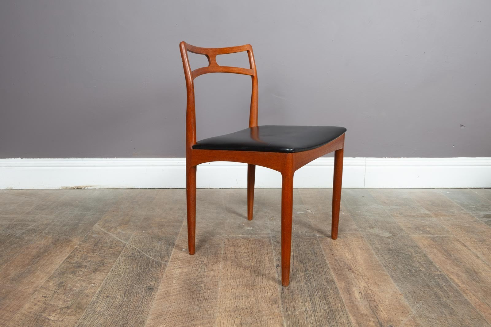 Pair of Teak Model 94 chairs, Johannes Andersen for Christian Linnberg