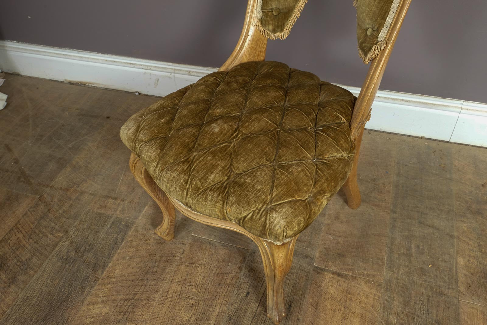 Antique  French Louis XV style walnut chair