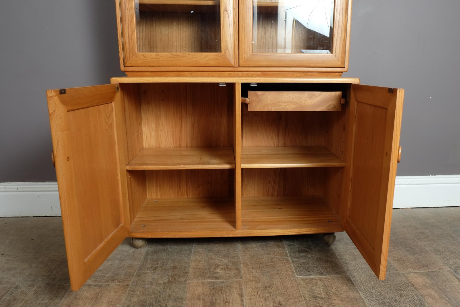 Vintage Ercol Light Elm Display Cabinet Sideboard Wall Unit