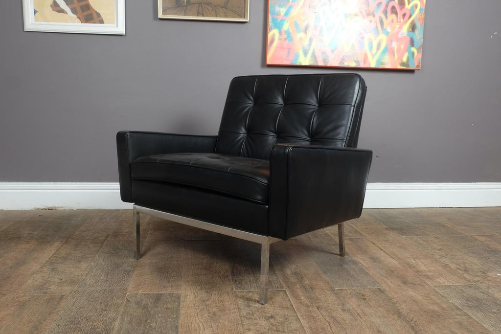 Pair of Florence Knoll Black Leather Lounge chairs model 65A