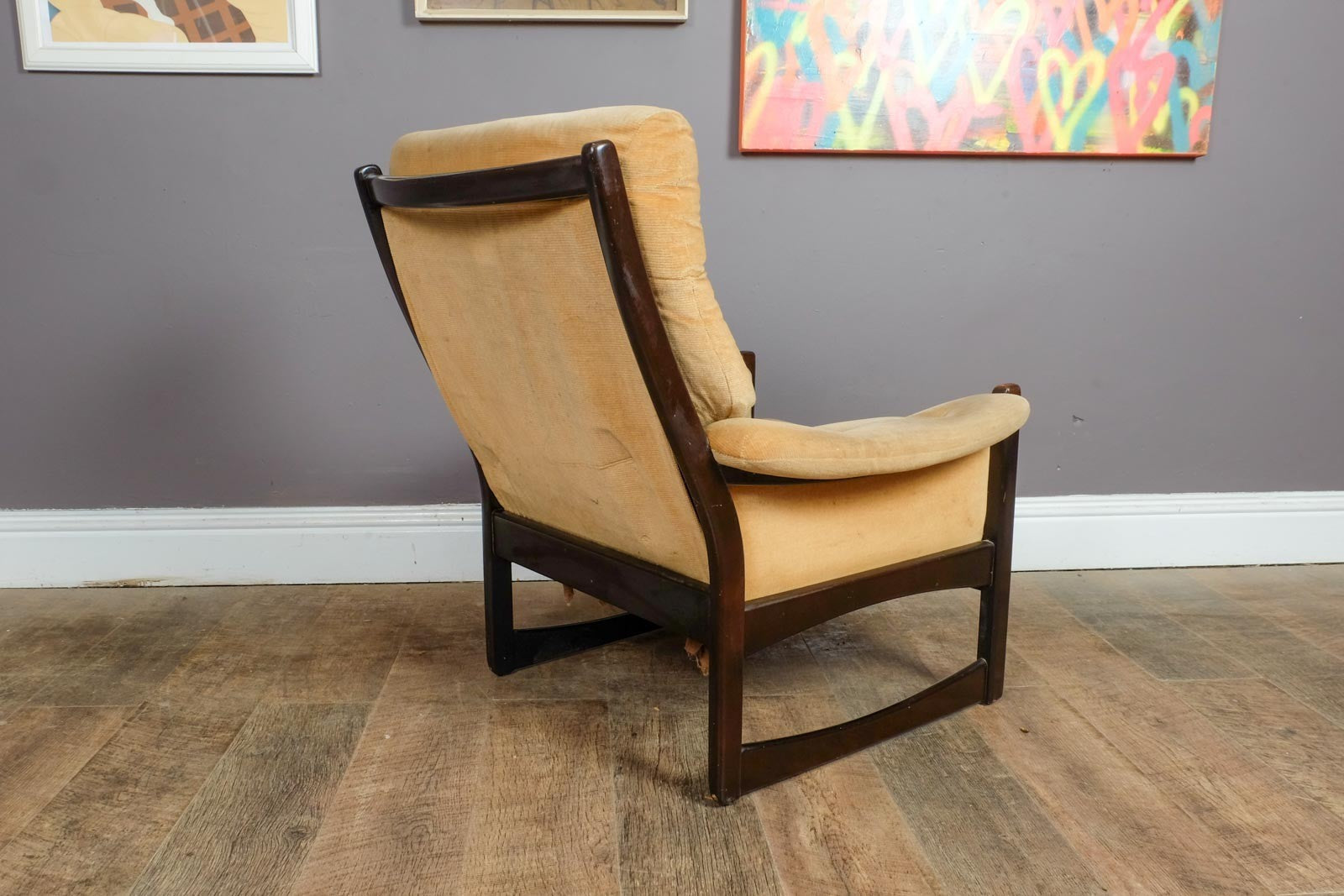 Vintage Retro Mid Century Armchair by Cintique