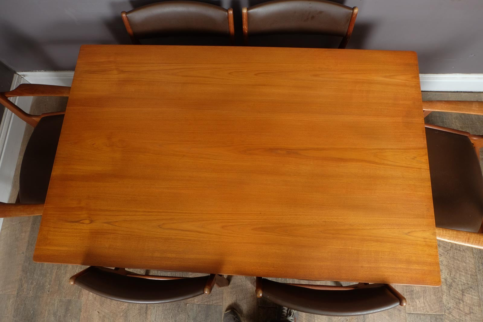 Vintage Retro Large Danish Extending Dining Table and 6 Dyrlund Chairs