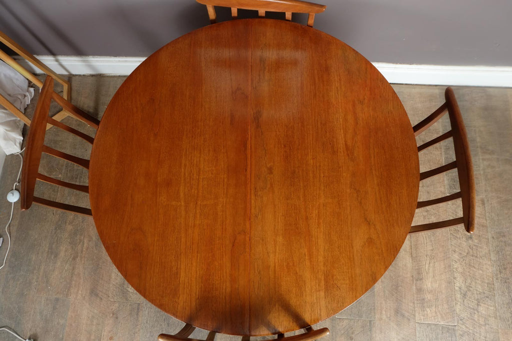 Vintage Retro G Plan Extending Dining Table and 4 Brasilia Chairs