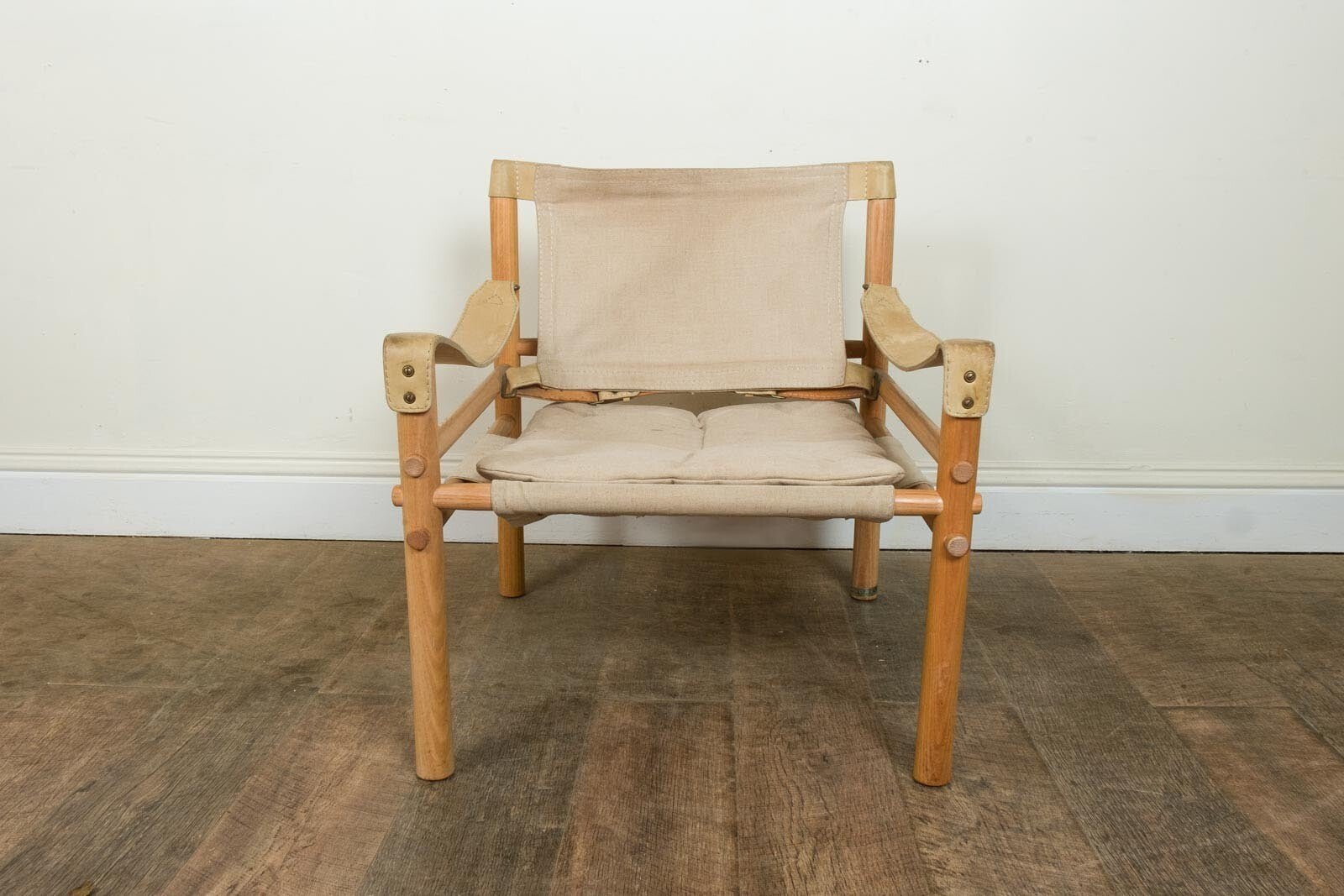 Pair of Vintage Scirocco Safari Chairs by Arne Norrell