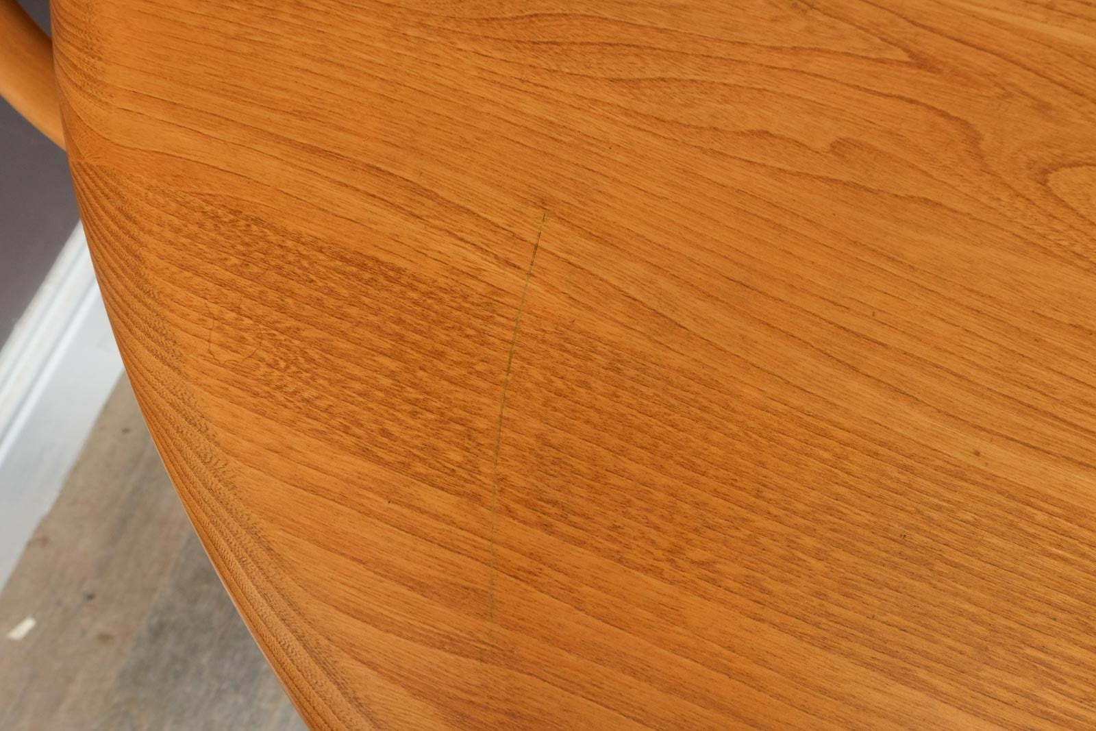 Ercol Light Elm Southwold Oval Dining Table - Model 883